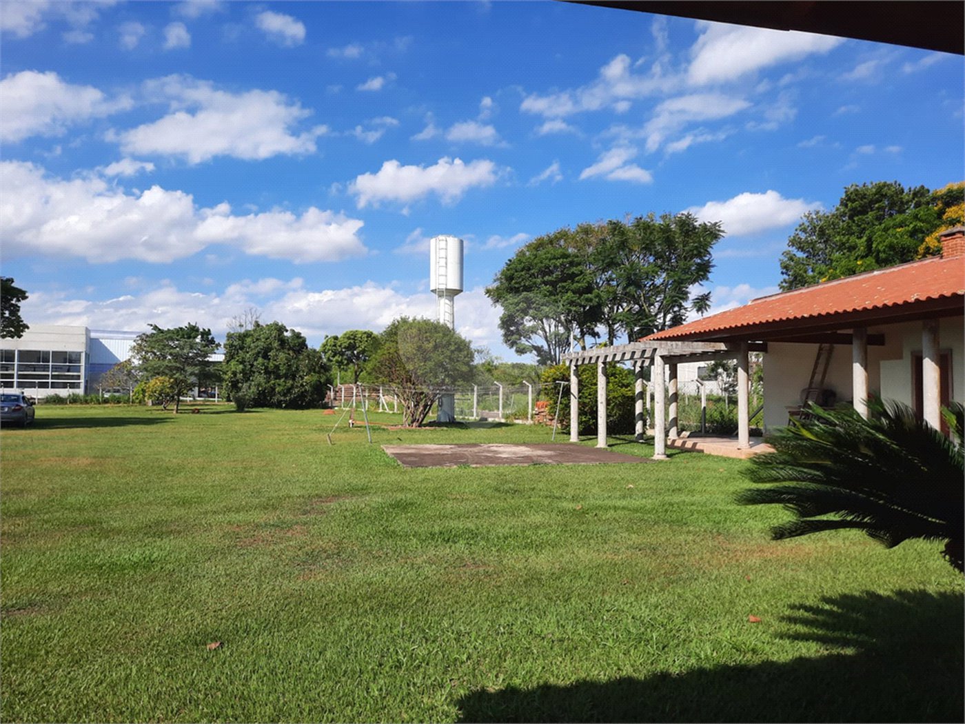 Casa à venda com 3 quartos, sendo 1 suíte,  em Distrito Industrial do Lageado, Salto, SP