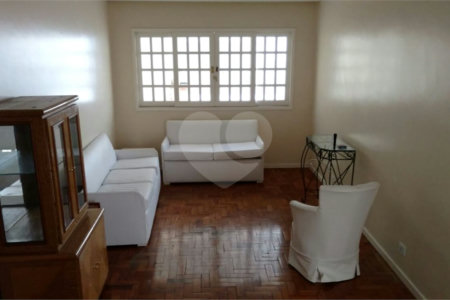 Sobrado à venda com 3 quartos, sendo 1 suíte, em Brooklin Paulista, São Paulo, SP