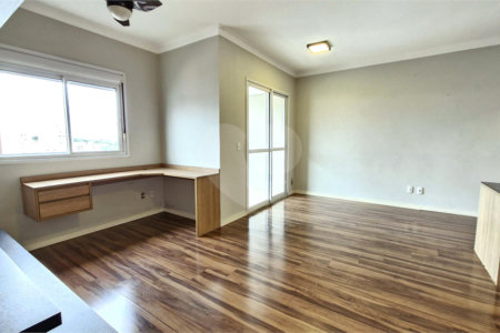 Apartamento à venda ou para alugar com 2 quartos, sendo 1 suíte,  em Lapa, São Paulo, SP