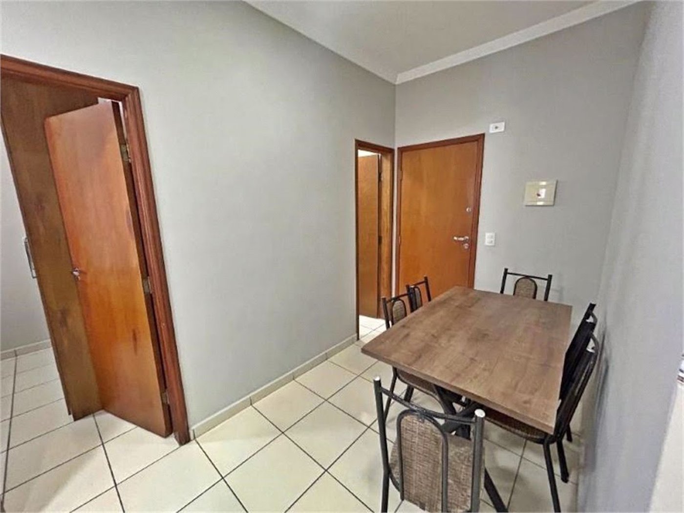 Apartamento Residencial à venda, Boqueirão, Praia Grande - AP1126.