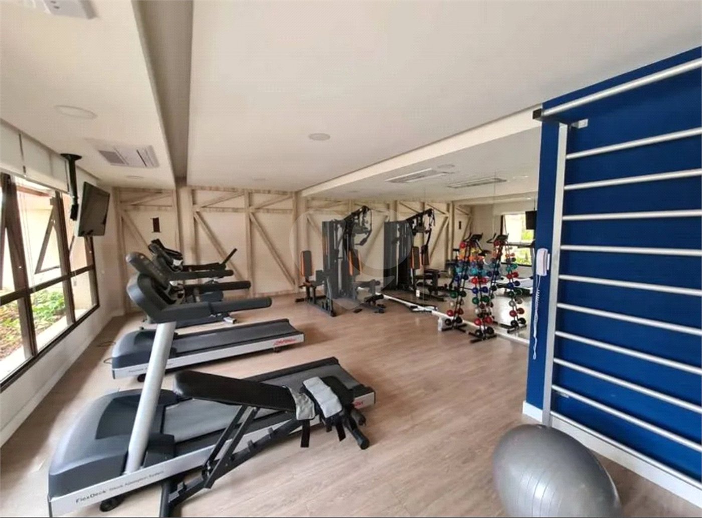 Apartamento à venda com 3 suítes em Vila Monumento, São Paulo, SP