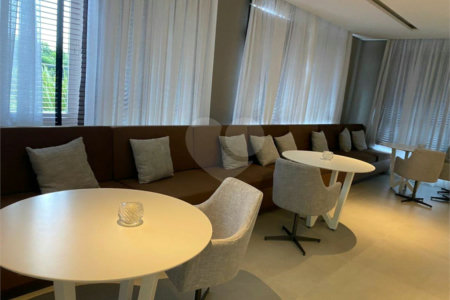 Apartamento à venda com 3 quartos, sendo 1 suíte, em Vila Santa Catarina, São Paulo, SP