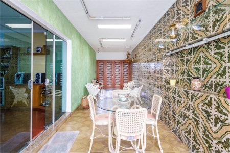 Casa à venda com 5 quartos, sendo 3 suítes, em Lapa, São Paulo, SP