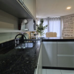 Casa à venda no Bairro Imperial – Atibaia | 2 dormitórios, suíte, 2 vagas e área gourmet