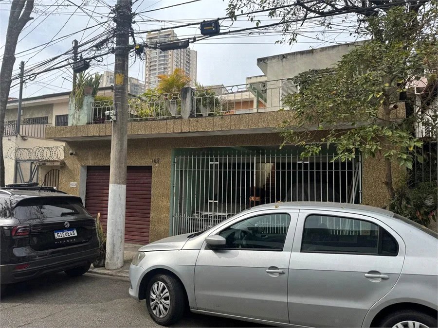 Terreno à venda com 4 quartos em Jardim Odete, São Paulo, SP