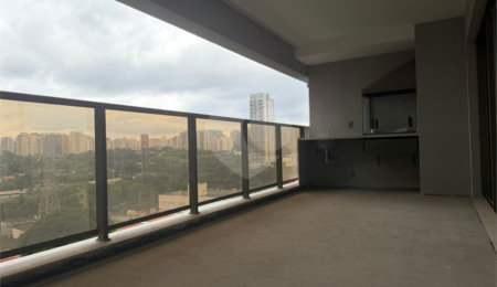 Apartamento à venda com 3 suítes em Campo Belo, São Paulo, SP