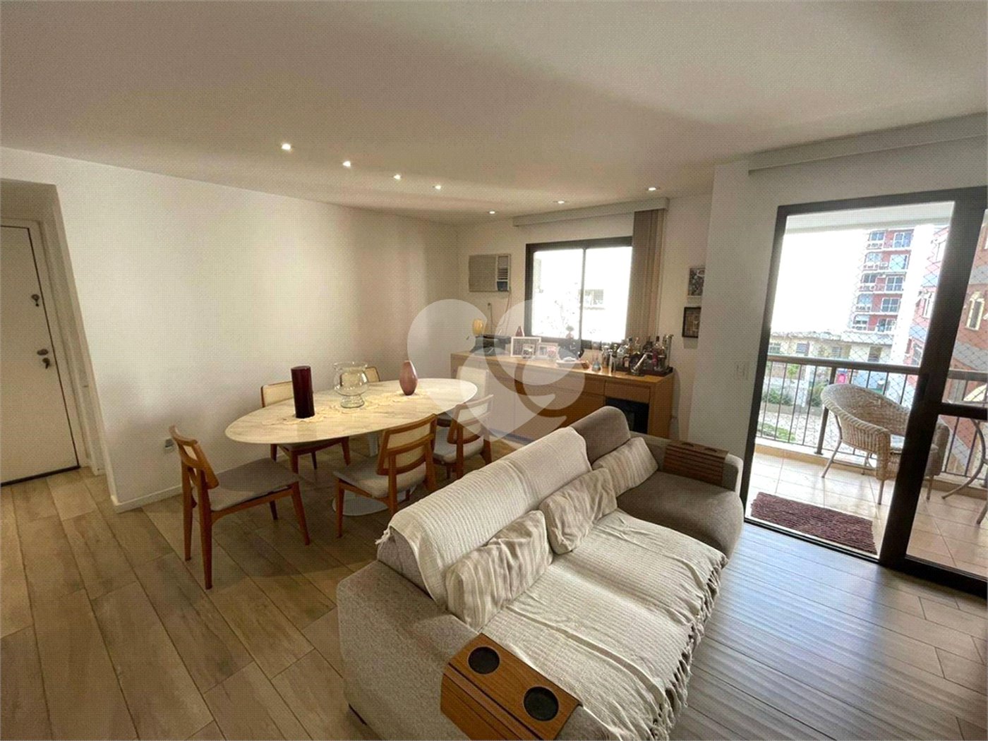 Apartamento à venda com 3 quartos, sendo 1 suíte,  em Tijuca, Rio de Janeiro, RJ