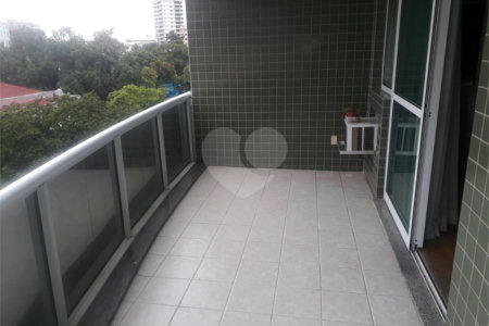 Apartamento à venda com 4 quartos, sendo 1 suíte, em Tijuca, Rio de Janeiro, RJ