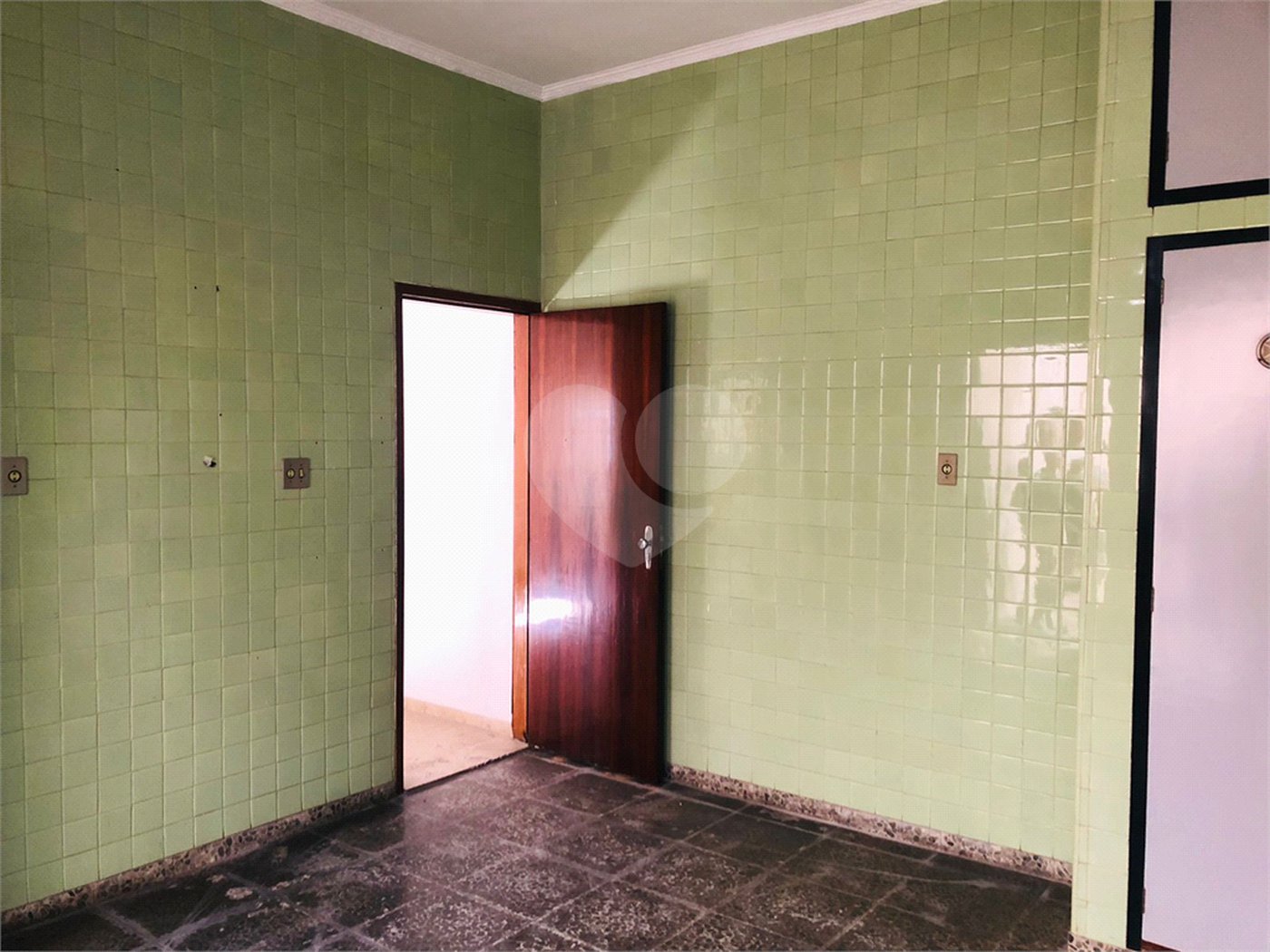 Casa à venda com 3 quartos, sendo 1 suíte,  no Centro, Mogi das Cruzes, SP