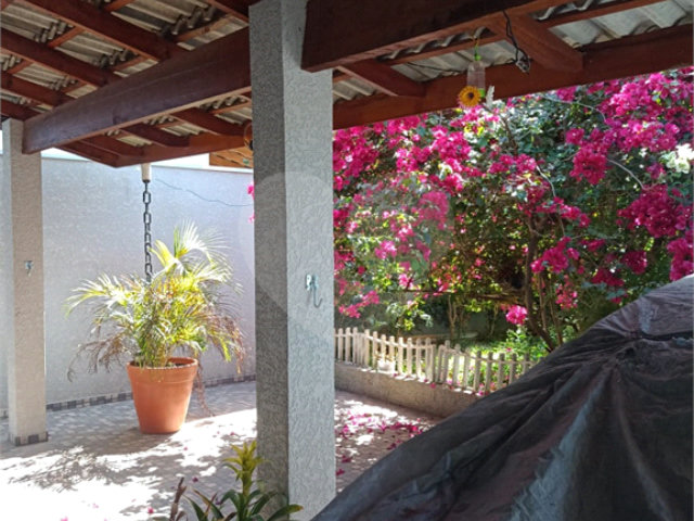 Casa Térrea à venda com 3 quartos, sendo 1 suíte,  em Jundiaizinho (terra Preta), Mairiporã, SP