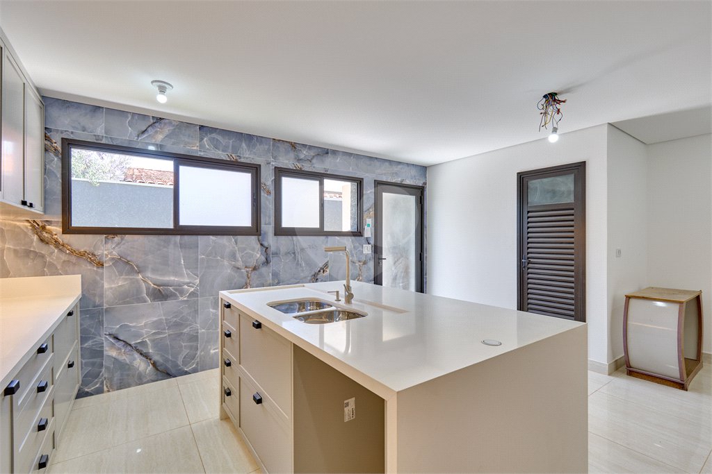 Casa Térrea à venda com 4 quartos, sendo 3 suítes, em Jardim Prudência, São Paulo, SP