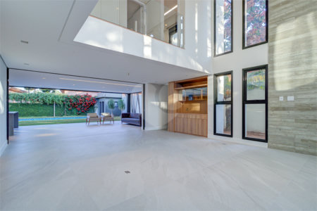 Casa à venda com 3 suítes em Granja Julieta, São Paulo, SP