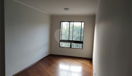 Apartamento à venda com 3 quartos em Cambuci, São Paulo, SP