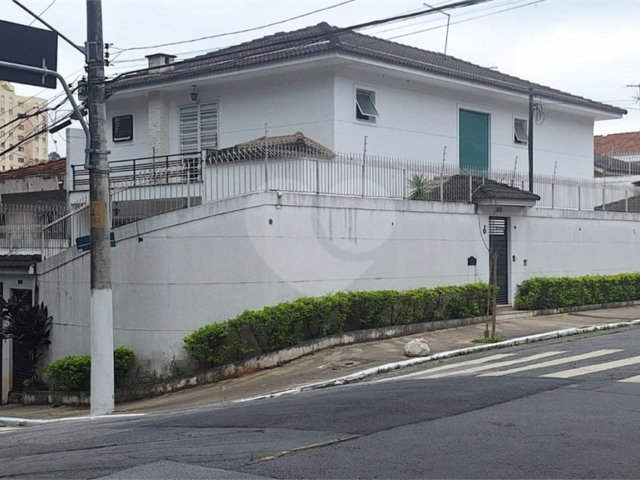 Sobrado à venda com 6 quartos, sendo 4 suítes,  em Tremembé, São Paulo, SP