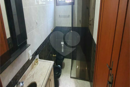 Casa à venda com 4 quartos, sendo 3 suítes, no condomínio Village Terras de Indaiá, Indaiatuba - SP