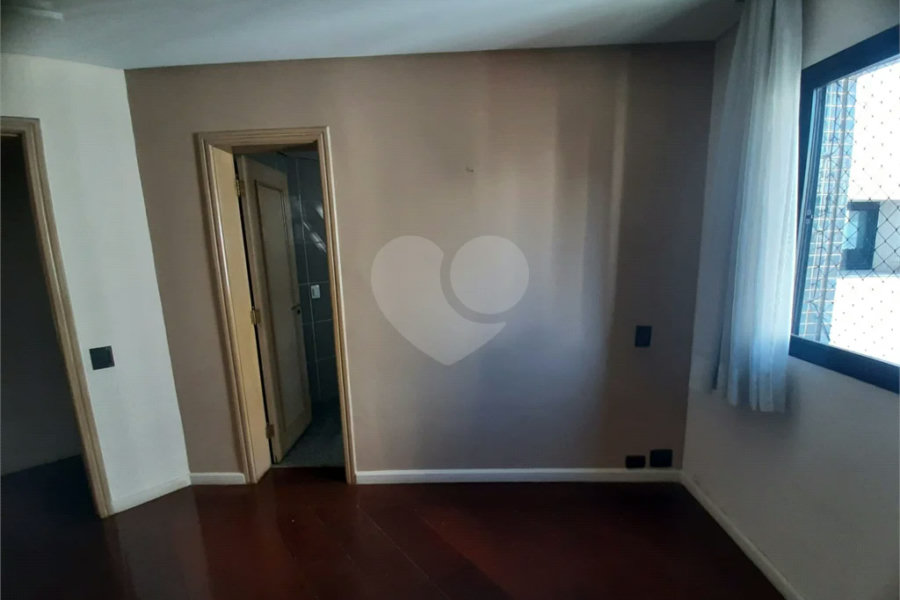 Apartamento à venda com 3 suítes em Tatuapé, São Paulo, SP