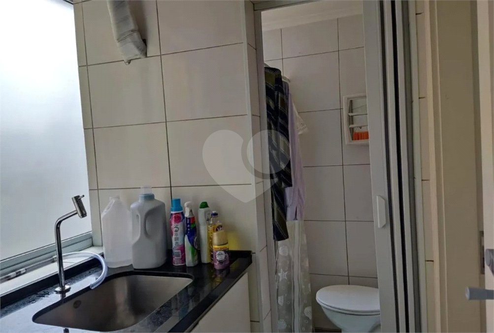 Apartamento à venda com 3 quartos, sendo 1 suíte,  em Santa Cecília, São Paulo, SP