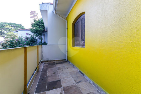 Casa à venda com 3 quartos, sendo 1 suíte, em Mirandópolis, São Paulo, SP