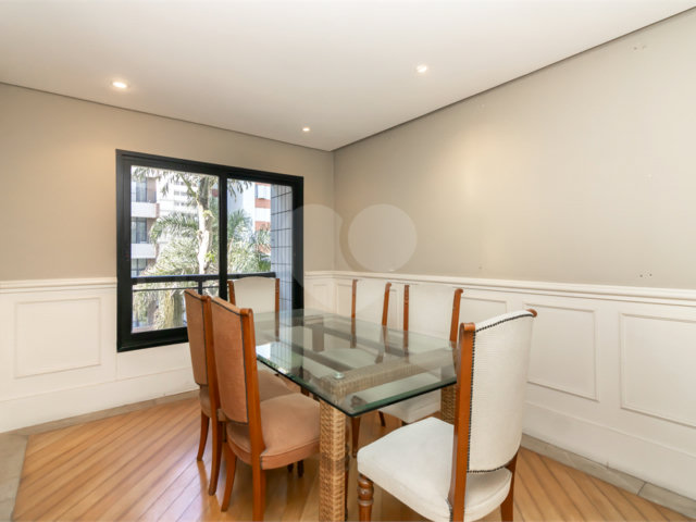 Apartamento à venda com 4 quartos, sendo 3 suítes,  em Higienópolis, São Paulo, SP