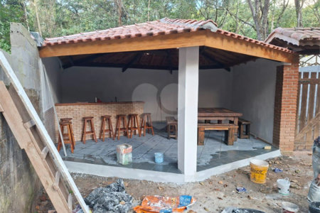 Chácara à venda com 5 quartos, sendo 4 suítes, em Week-end, Jarinu, SP
