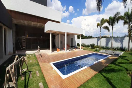 Casa à venda com 4 suítes no condomínio Saint Patrick, Sorocaba - SP