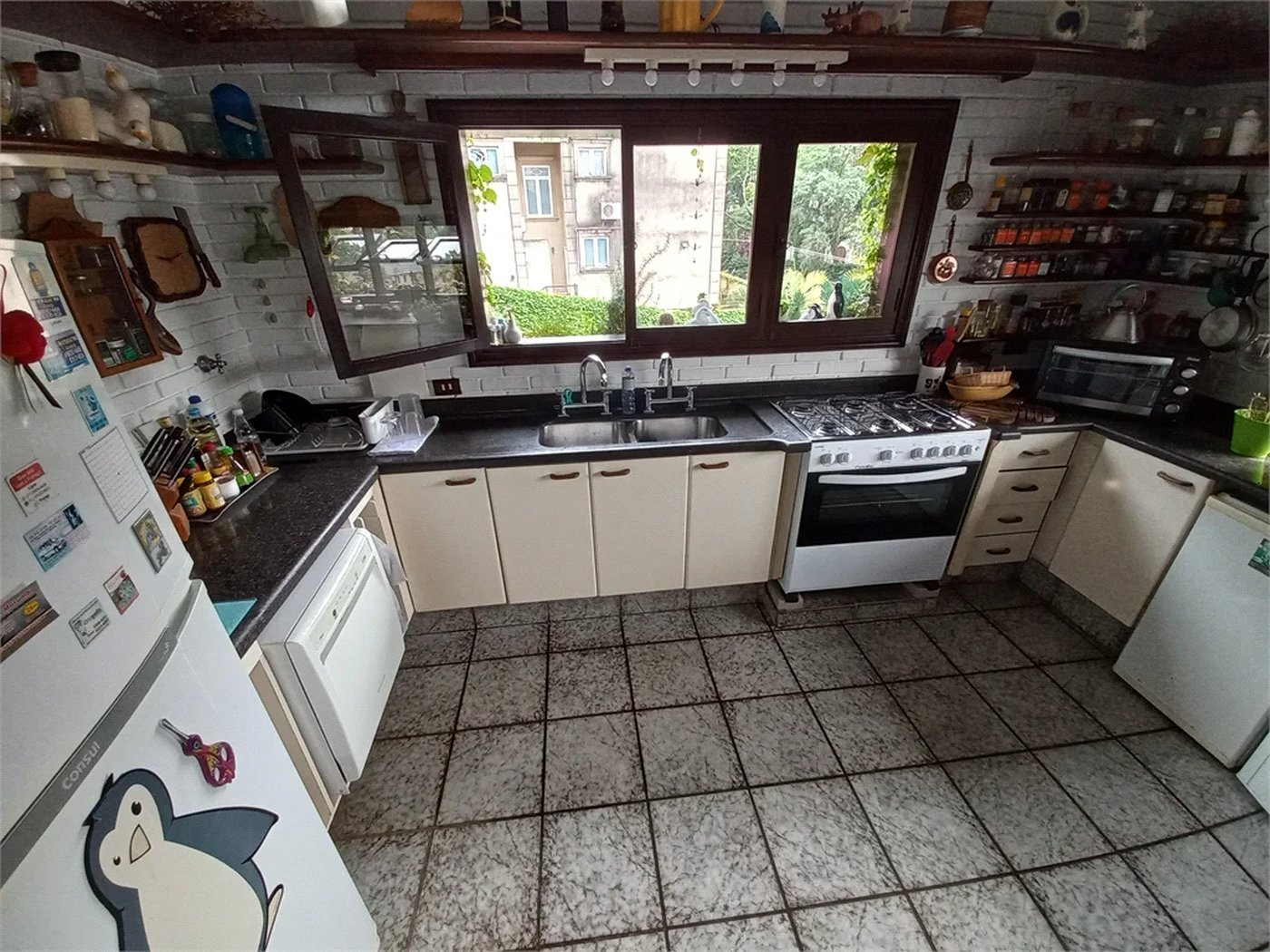 Sobrado à venda com 4 quartos, sendo 2 suítes,  em Fazenda Morumbi, São Paulo, SP