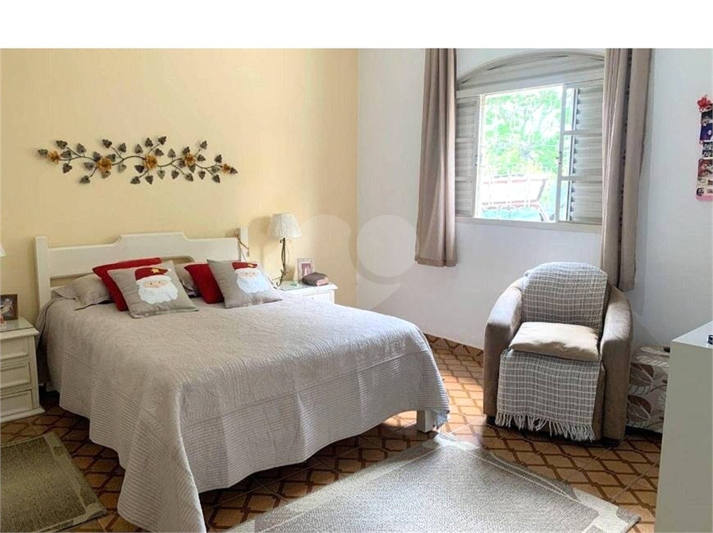 Casa à venda com 3 quartos no condomínio Recanto Florido, Vinhedo - SP