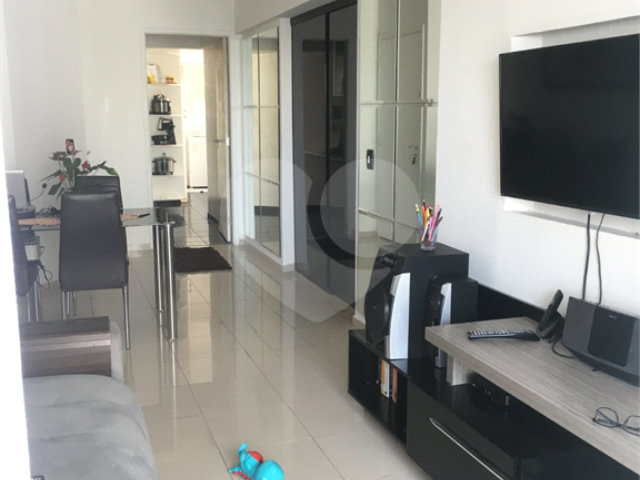 Apartamento à venda com 2 suítes em Santana, São Paulo, SP