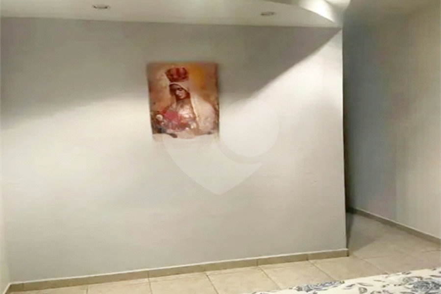 Sobrado à venda com 3 quartos, sendo 1 suíte, em Vila Constança, São Paulo, SP
