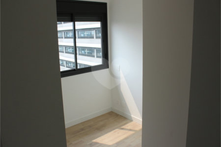 Apartamento à venda com 3 suítes em Pinheiros, São Paulo, SP