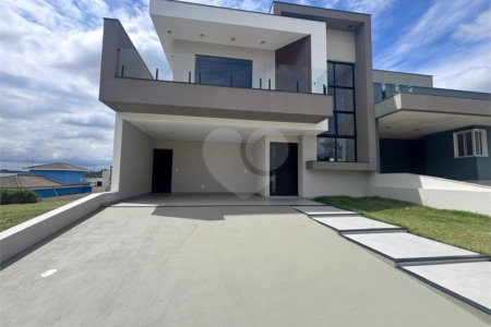 Casa à venda com 3 suítes no condomínio Campos do Conde I e II, Sorocaba - SP