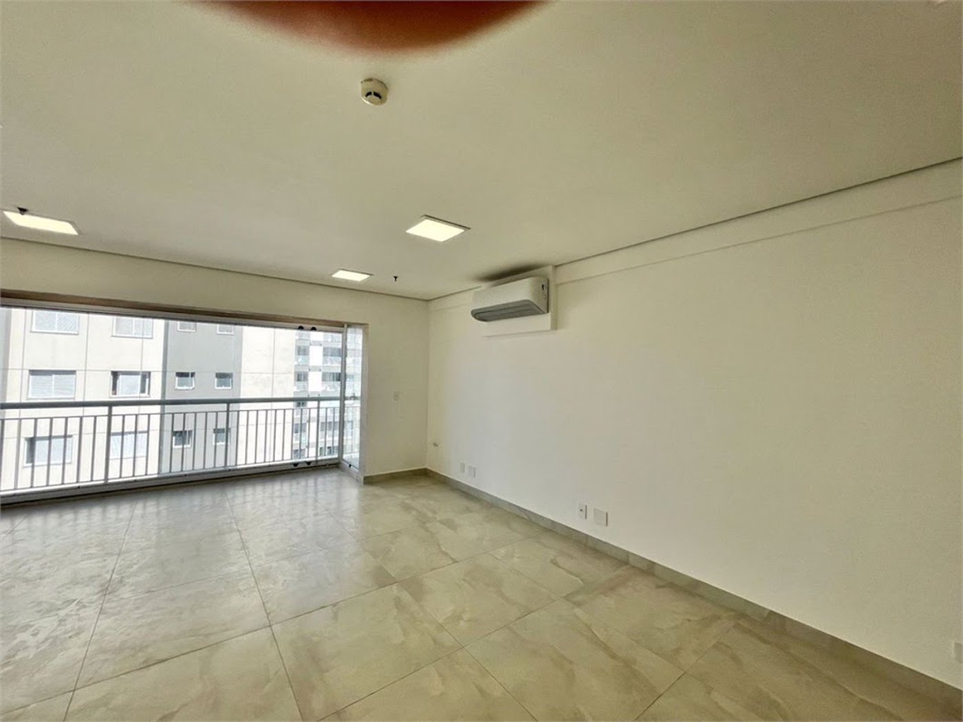 Sala, 42 m² - venda por R$ 300.000,00 ou aluguel por R$ 3.000,02 - Vila Matias - Santos/SP