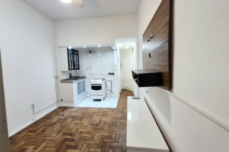Kitnet à venda com 1 quarto em Leme, Rio de Janeiro, RJ