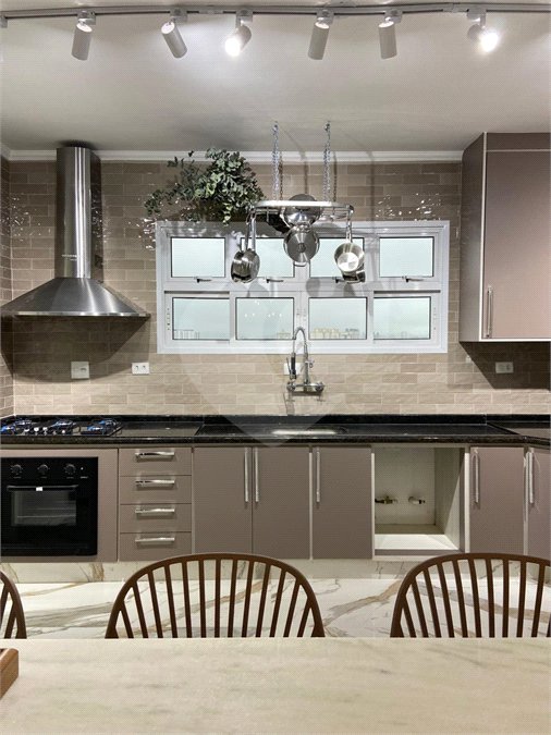 Apartamento à venda com 3 quartos, sendo 1 suíte, no Centro, Santo André, SP