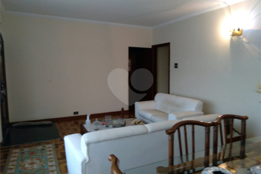 Casa à venda com 3 quartos, sendo 1 suíte, em Jardim França, São Paulo, SP