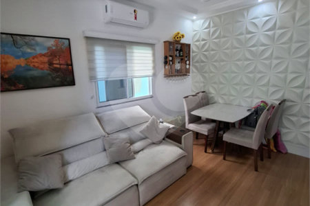 Casa Térrea à venda com 2 quartos, sendo 1 suíte, em Campo Grande, Rio de Janeiro, RJ