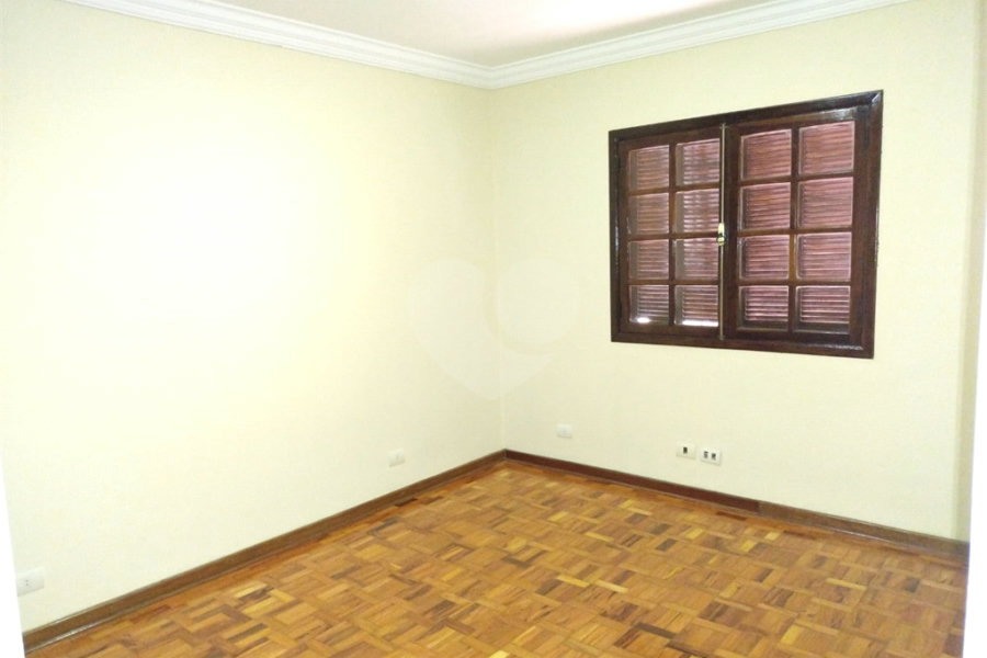 Casa Térrea à venda com 5 quartos, sendo 1 suíte,  em Tucuruvi, São Paulo, SP
