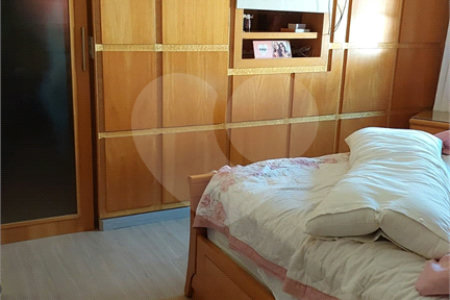 Casa à venda com 3 quartos, sendo 2 suítes, no condomínio Vinhas da Vista Alegre - Lado Sede, Vinhedo - SP