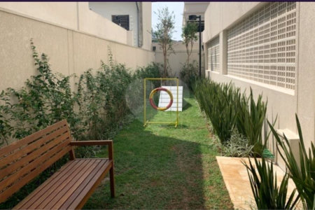 Apartamento à venda com 2 quartos, sendo 1 suíte,  em Vila Cordeiro, São Paulo, SP