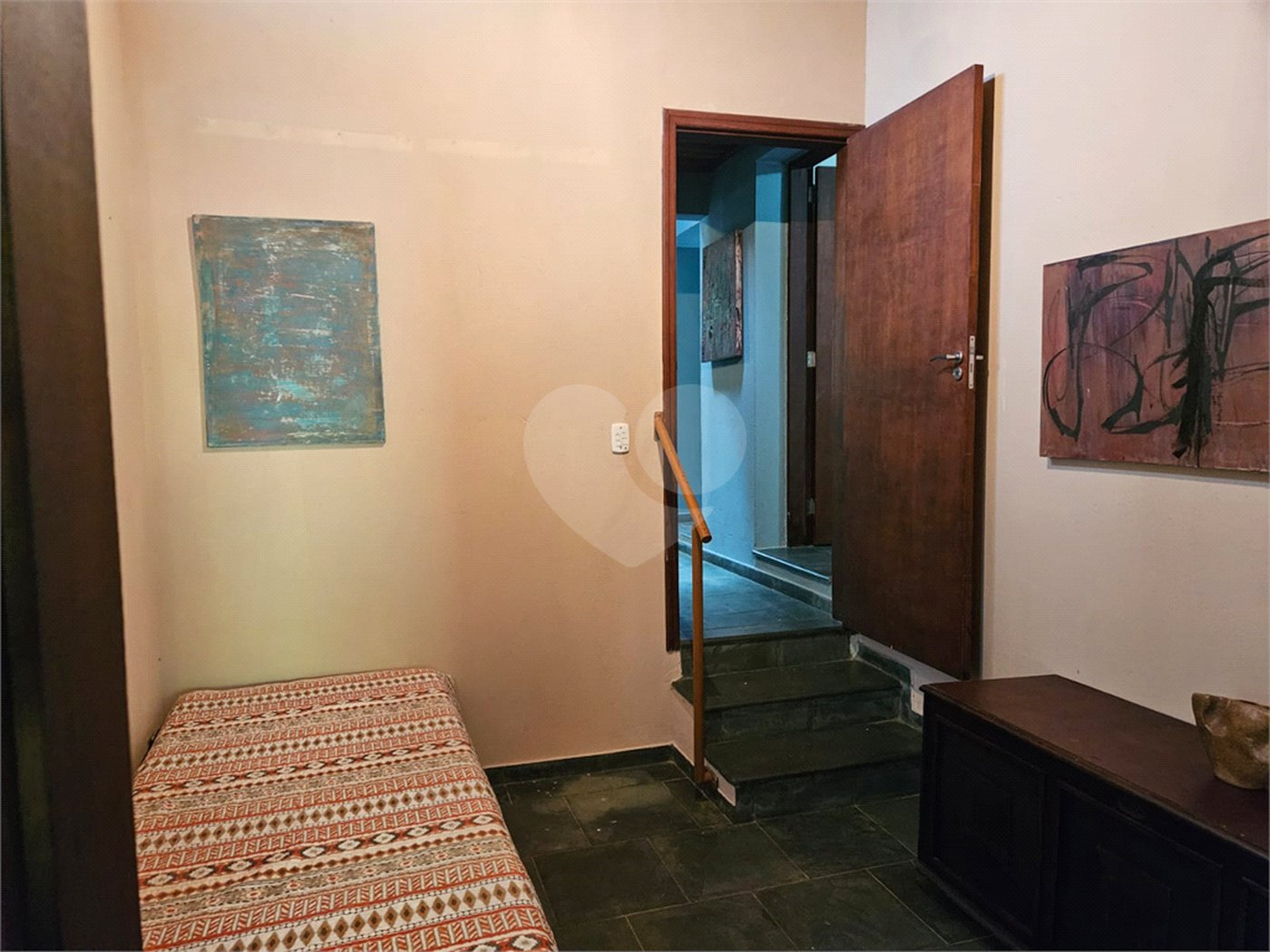 Sítio à venda com 6 quartos, sendo 1 suíte,  em Bairro do Cambará, São Roque, SP