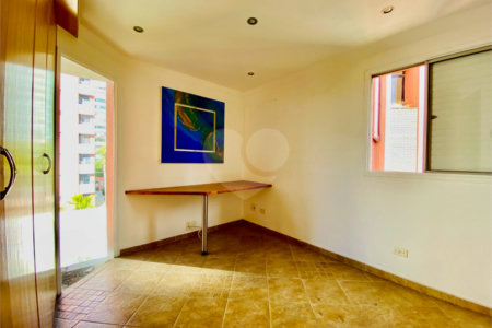 Apartamento à venda com 1 quarto em Real Parque, São Paulo, SP