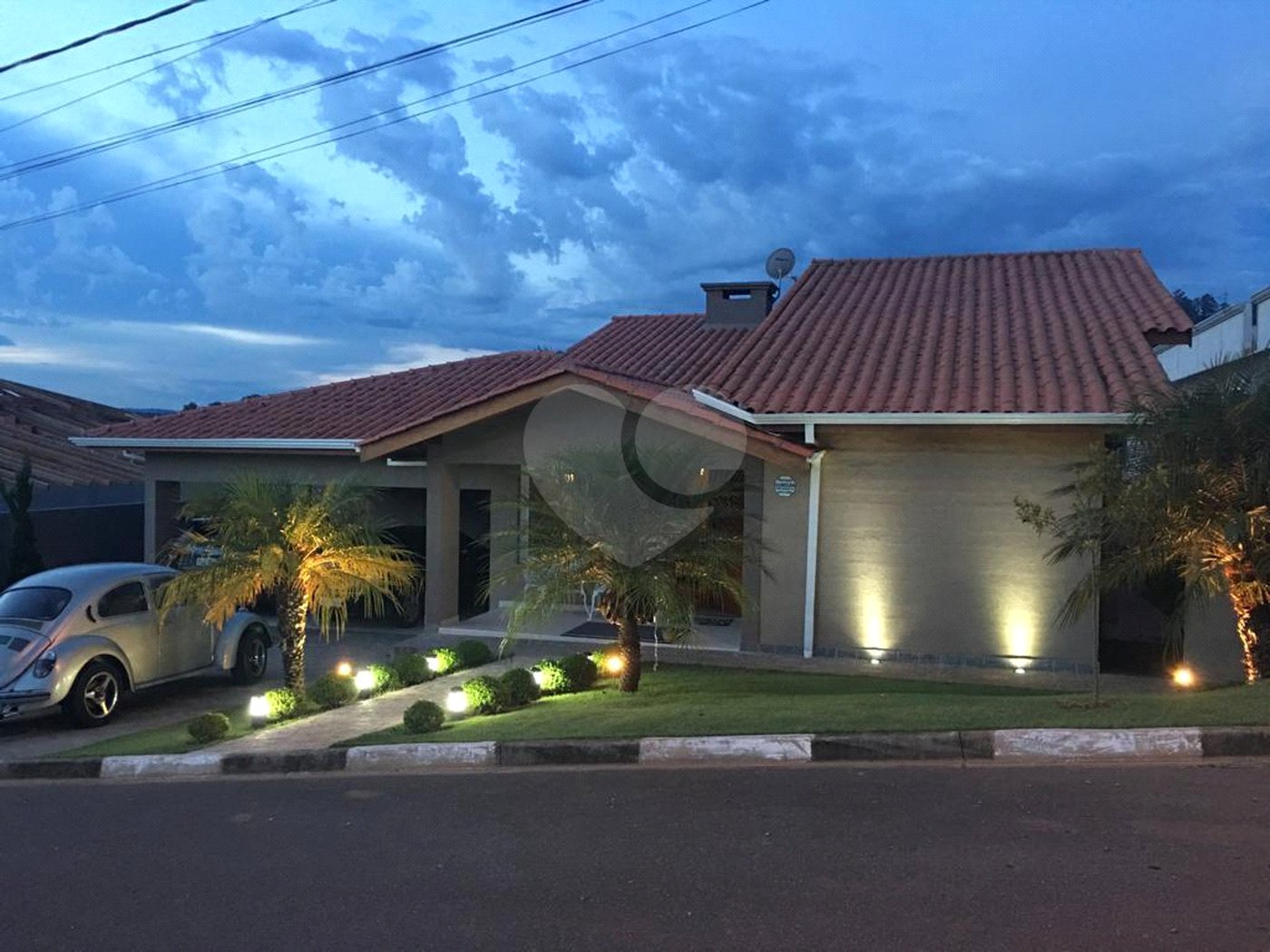 Casa à venda com 3 suítes em Condomínio Serra da Estrela, Atibaia, SP