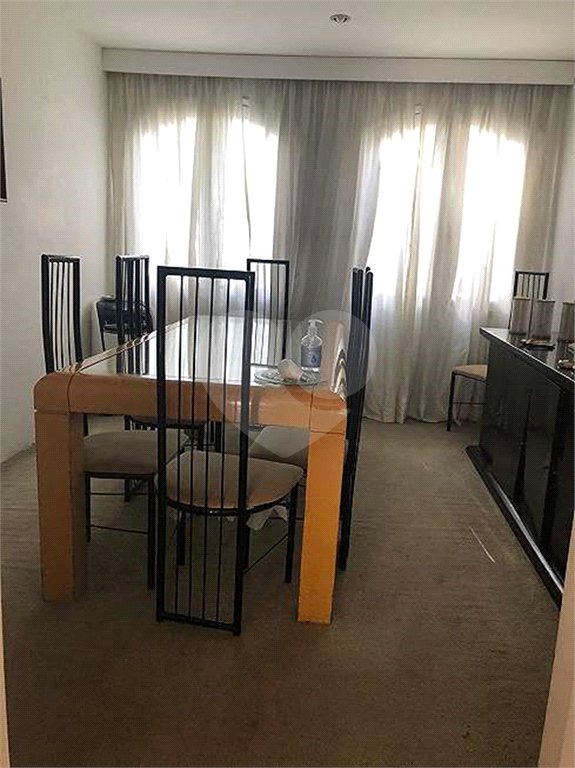 Casa à venda com 4 quartos, sendo 1 suíte, em Vila Cordeiro, São Paulo, SP