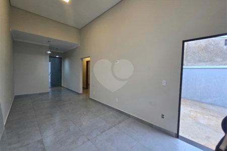 Casa à venda com 3 quartos, sendo 1 suíte, em Residencial Villaggio Di Capri, Itapetininga, SP