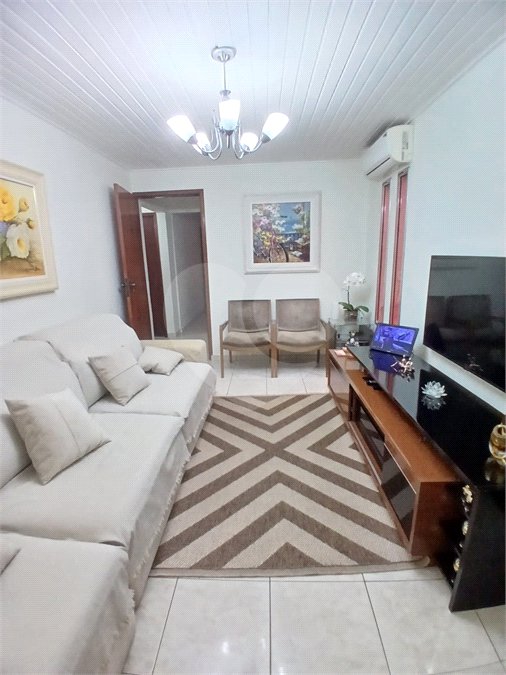 Casa à venda com 3 quartos, sendo 1 suíte, em Vila Rica, São Paulo, SP