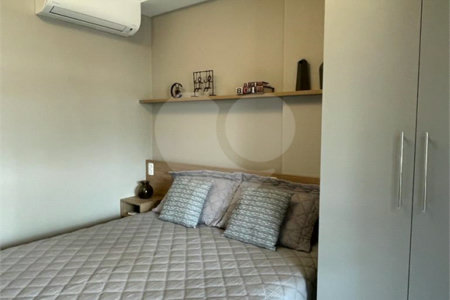 Apartamento à venda com 1 quarto em Jardim das Acácias, São Paulo, SP