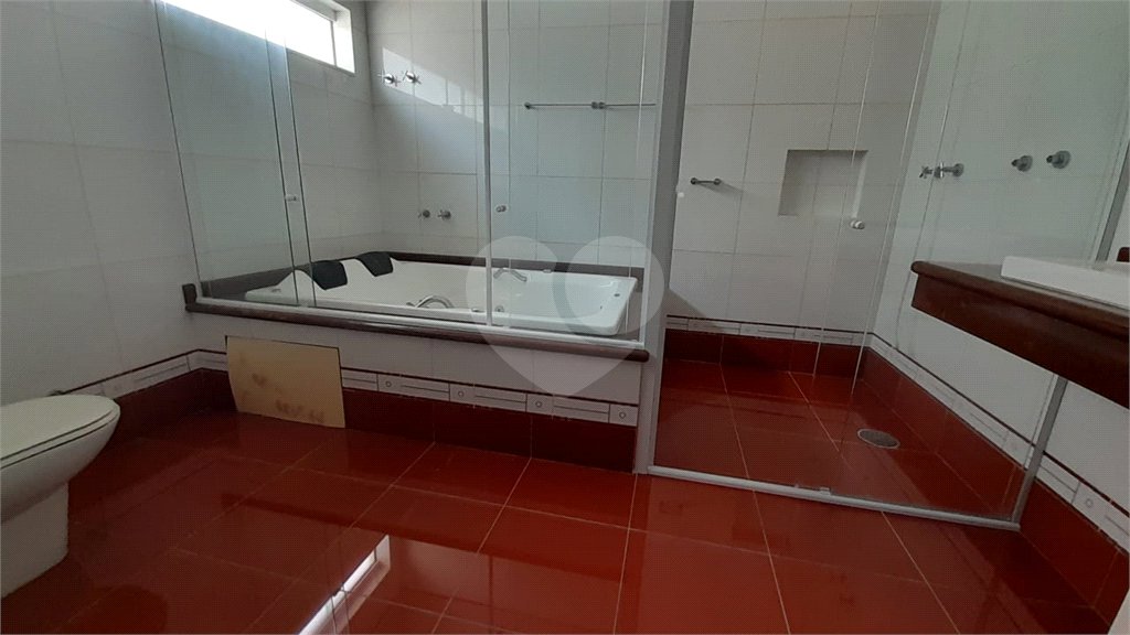 Sobrado à venda com 6 quartos, sendo 5 suítes, no Centro, São Bernardo do Campo, SP