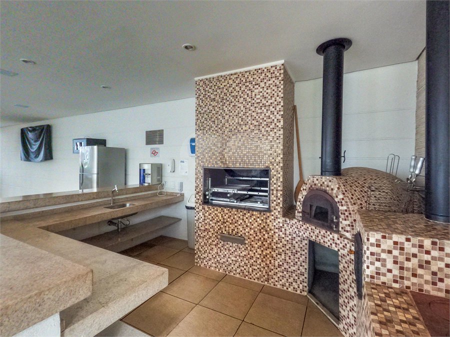 Apartamento à venda com 3 suítes em Vila Dom Pedro I, São Paulo, SP