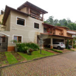 Casa à venda com 4 quartos, sendo 2 suítes, no condomínio Da Serra, São Paulo - SP