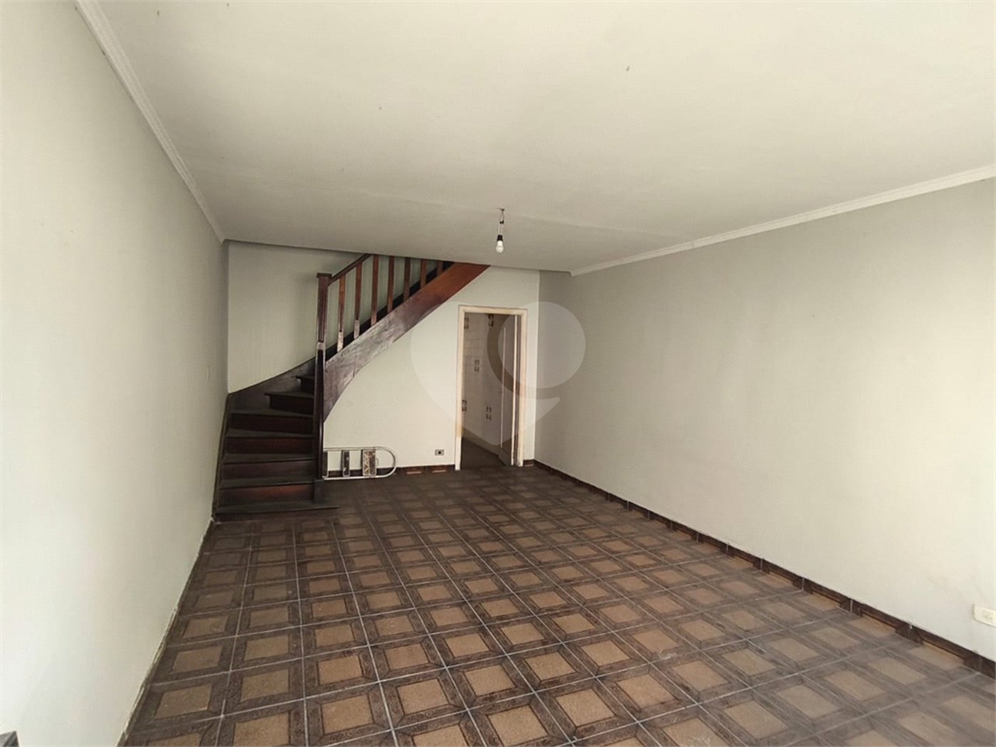 Sobrado à venda com 3 quartos, sendo 1 suíte, em Tremembé, São Paulo, SP